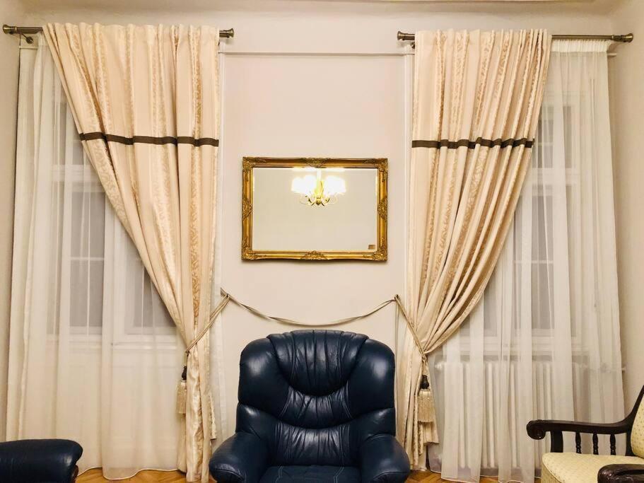 Ultra-Central And Elegant Ap In Opera Square Vic23 Timisoara Ngoại thất bức ảnh